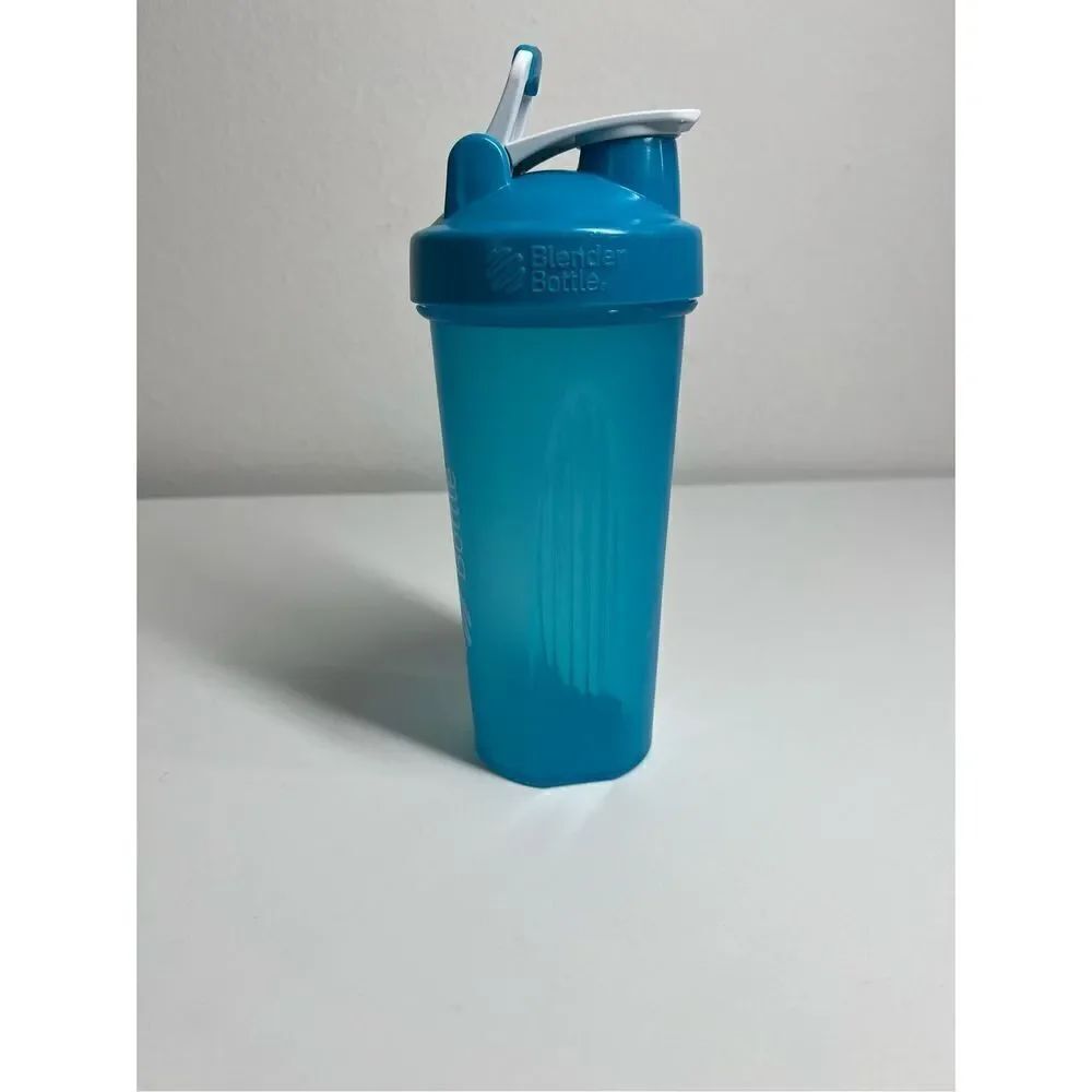 BlenderBottle Classic Loop Top Shaker Bottle, 32-Ounce, Cyan/Cyan